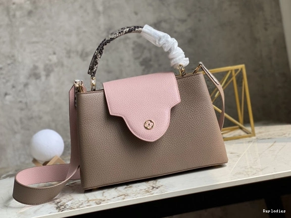 Fake Louis Bags CAPUCINES LOUIS MM VUITTON 0818